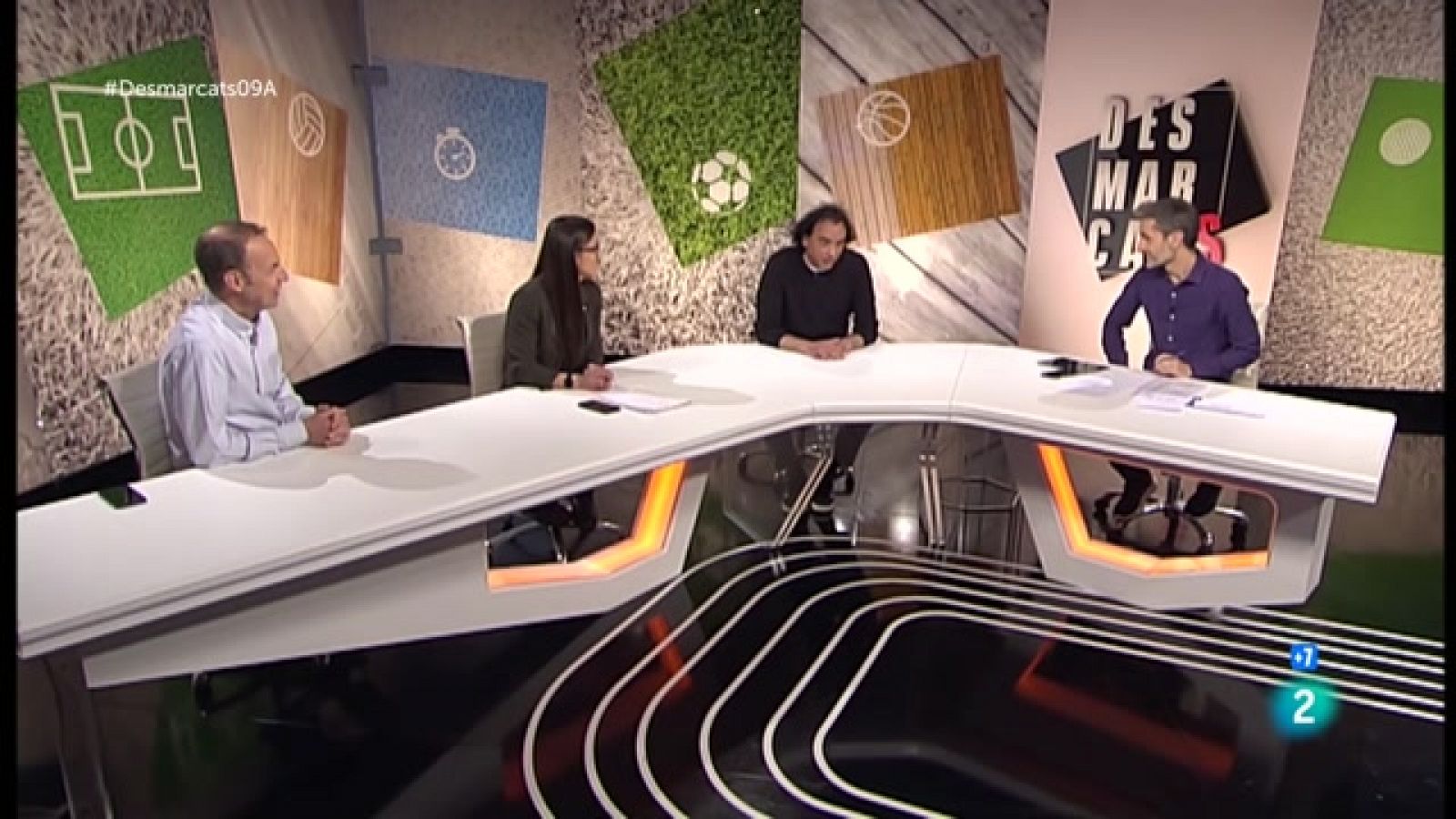 Desmarcats. Tertúlia: Als seus peus - RTVE Catalunya