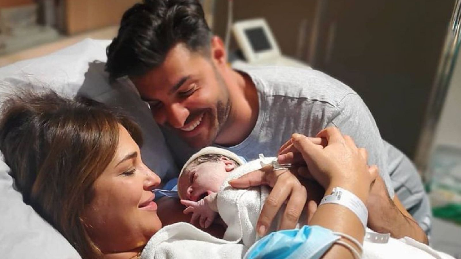 Corazón - Paula Echevarría y Miguel Torres dan la bienvenida a Miguel Jr.