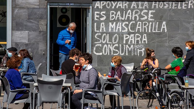 Las comunidades se suman a las medidas restrictivas ante el aumento de casos - Telediario 1 | Ver