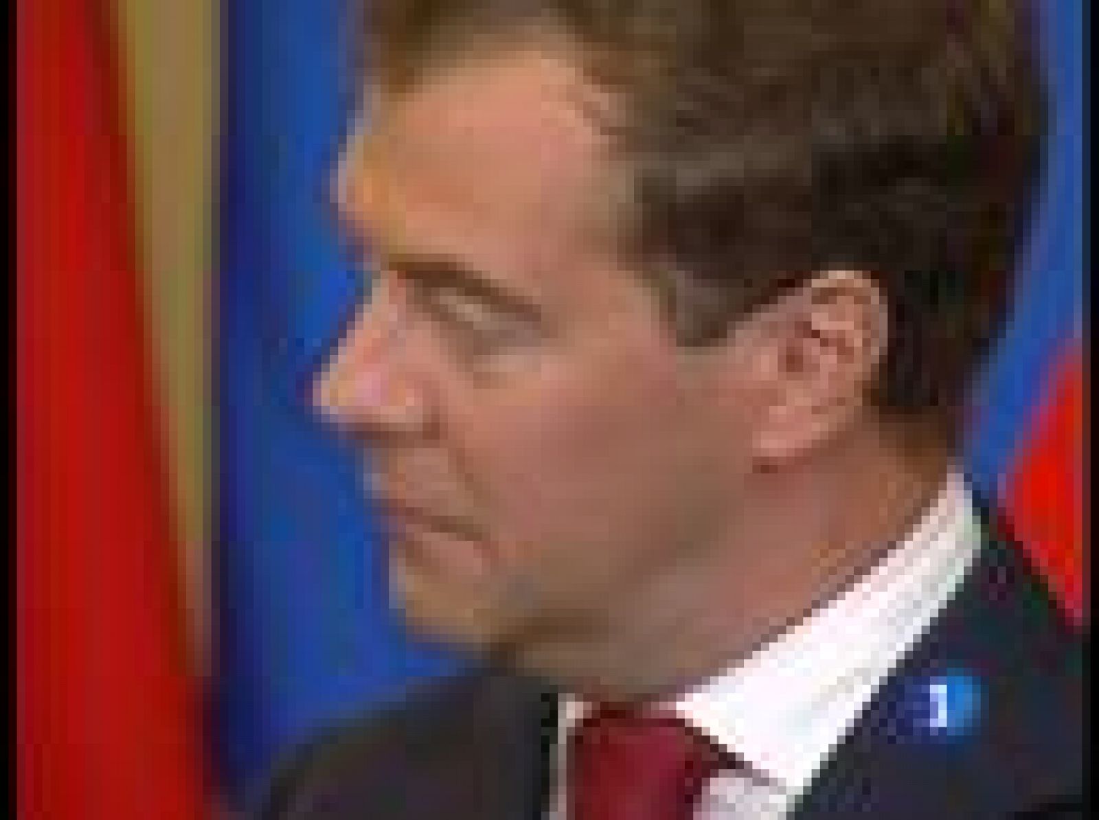 José Luis Rodríguez Zapatero defiende su gestión económica en Rusia | Ver