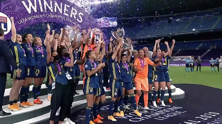 Fútbol - "Un año bajo el COVID-19"