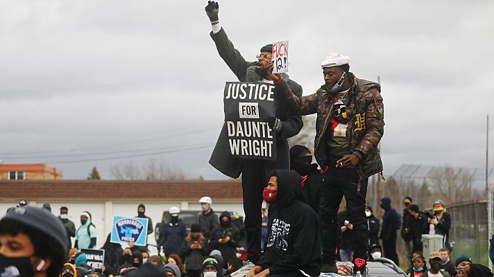 El mundo en 24 horas - La policía mata a un hombre negro en Minesota de manera "accidental" al detenerlo y confudir su arma con el taser