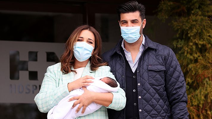 Gente y tendencias - Paula Echevarría y Miguel Torres presentan a su hijo Miguel Jr