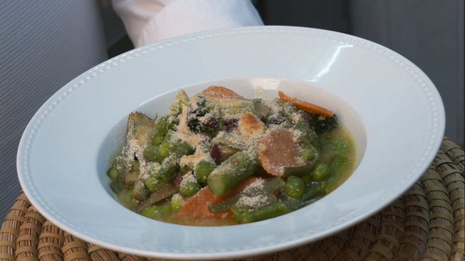 Receta de primavera: menestra de verduras de la huerta de primavera-invierno