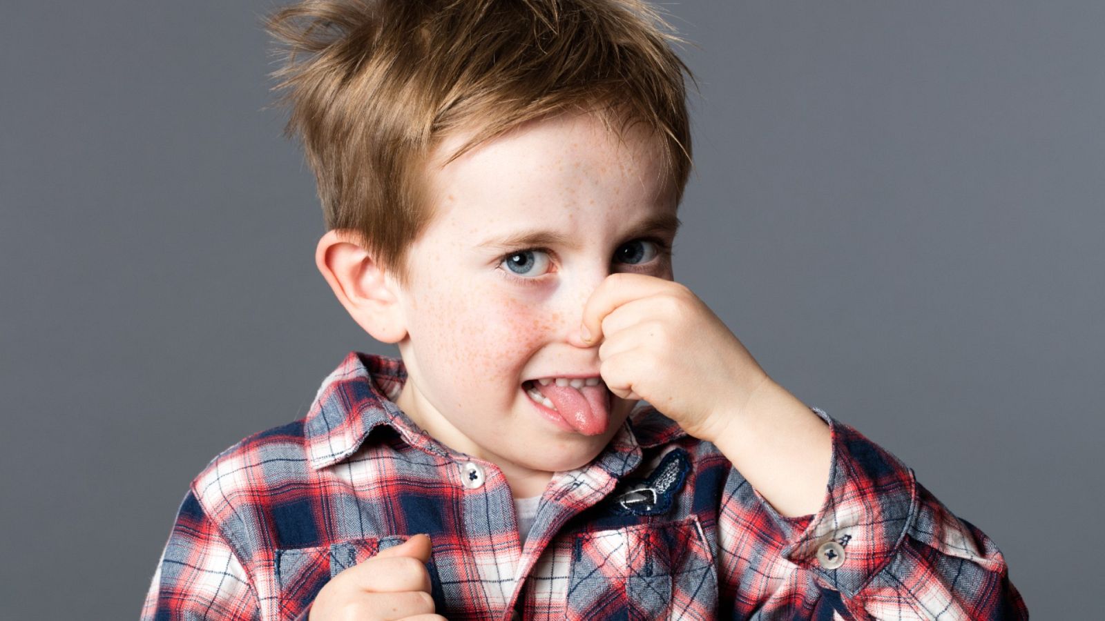 Un colegio contra las chimeneas de las cocinas fantasma - La hora de La 1 | Ver
