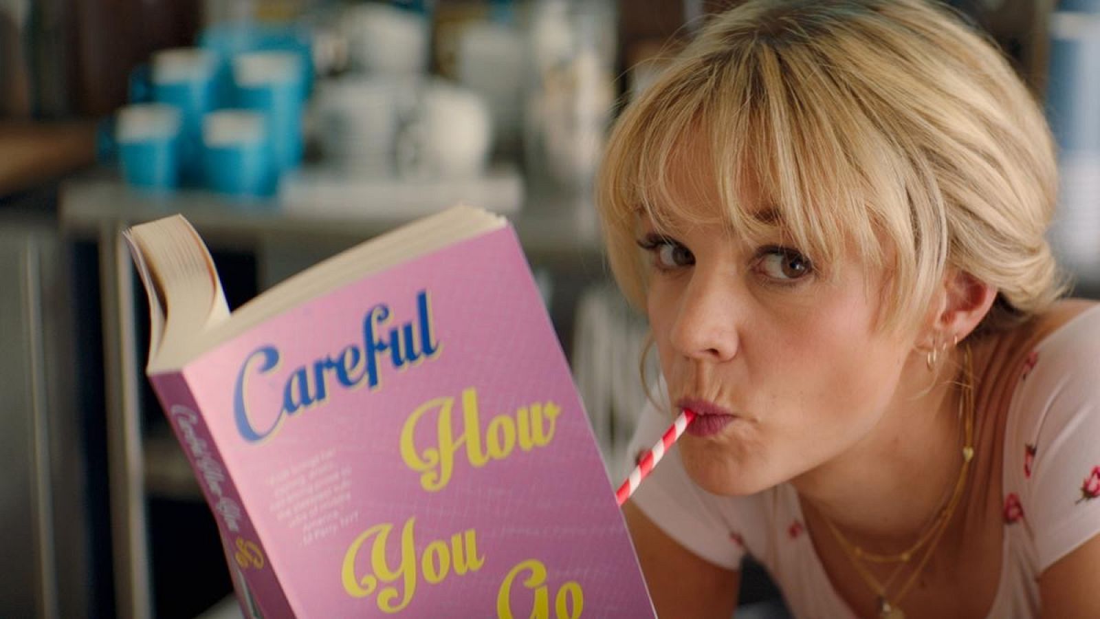 Carey Mulligan y la directora Emmerald Fennell nos hablan de 'una joven prometedora', que puede hacer historia en los Oscar