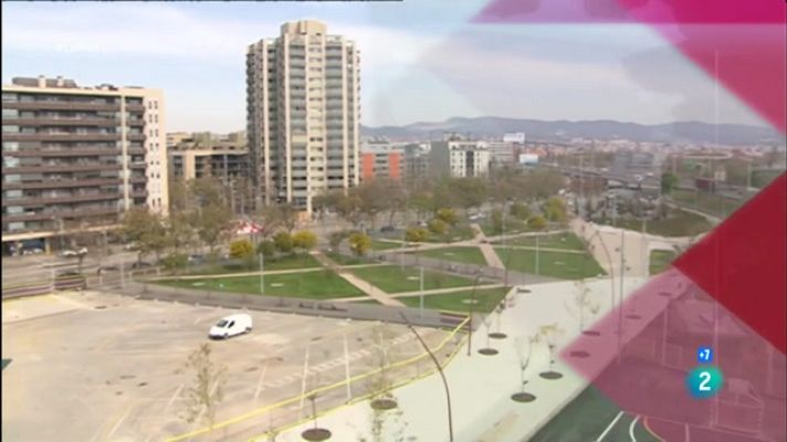 La Metro - Empenta del campus Besòs, Corre cans polèmic i Perdem roses