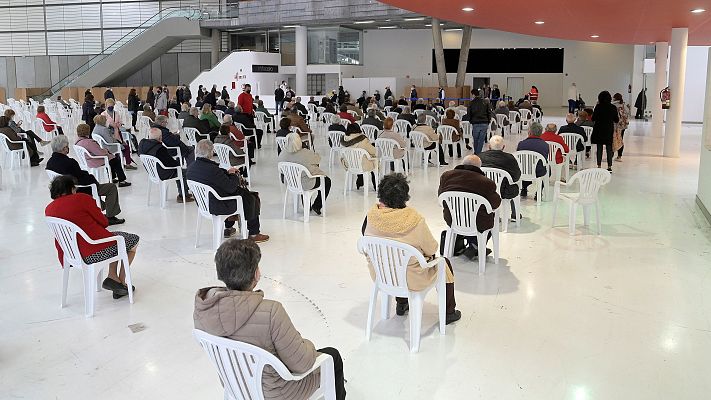 Telediario 1 - La campaña de vacunación se acelera en España