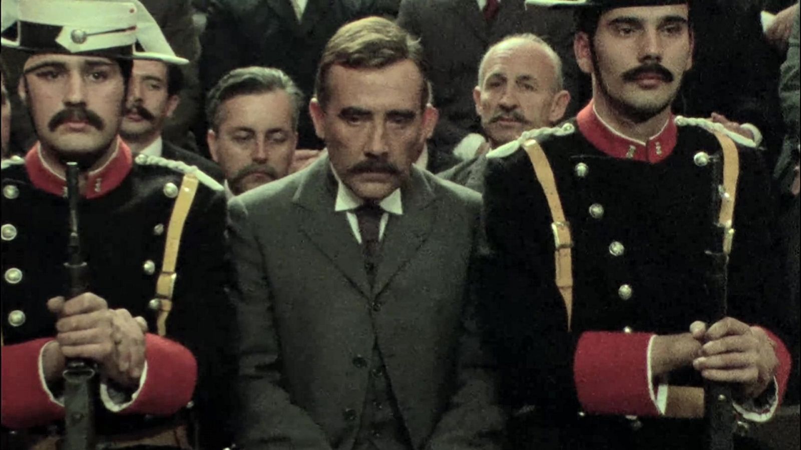 La huella del crimen - El crimen del capitán Sánchez - ver ahora