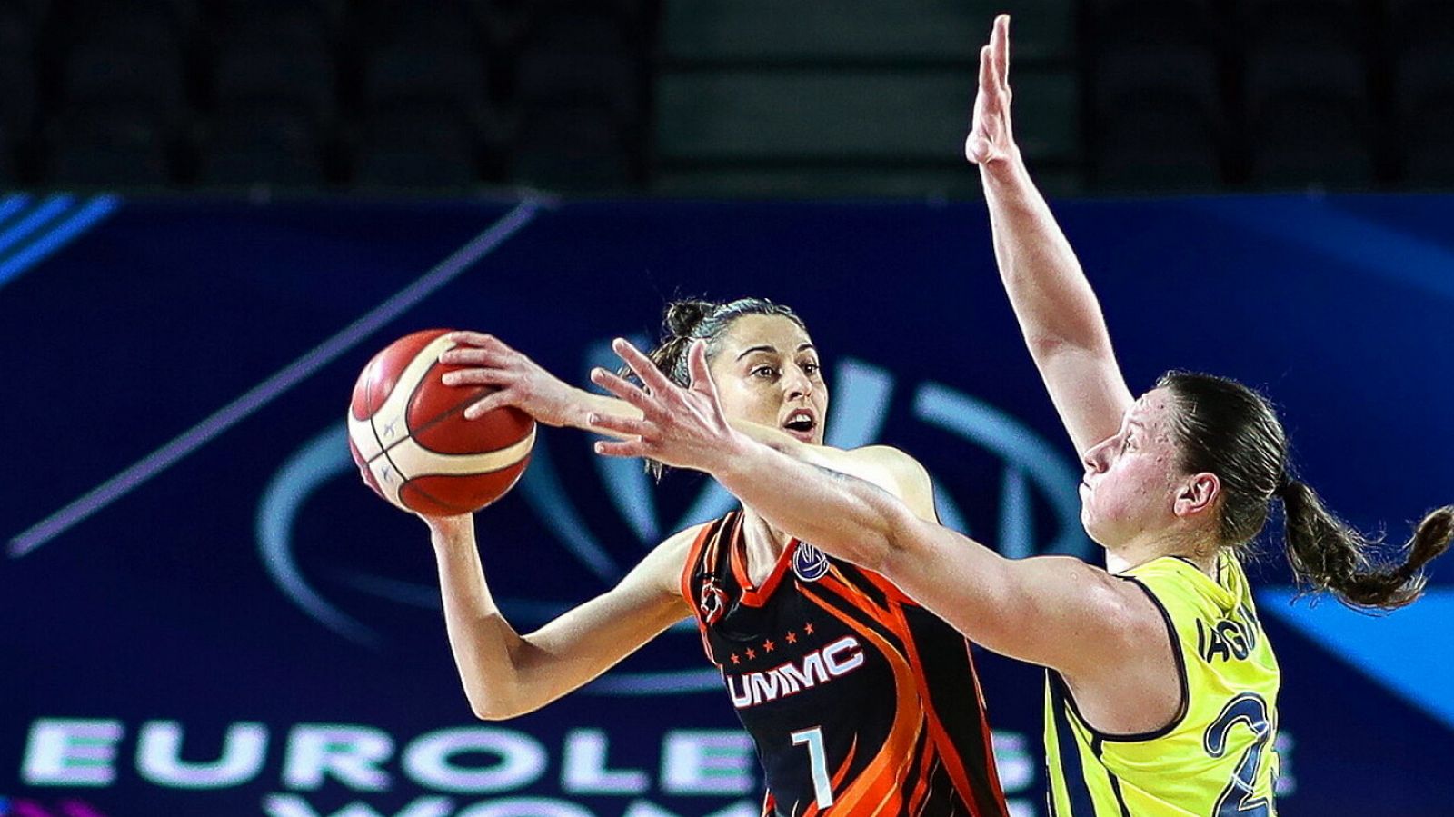 Baloncesto - Euroliga Femenina. Semifinal: Fenerbahce Ozmur Kablo - UMMC Ekaterinburg