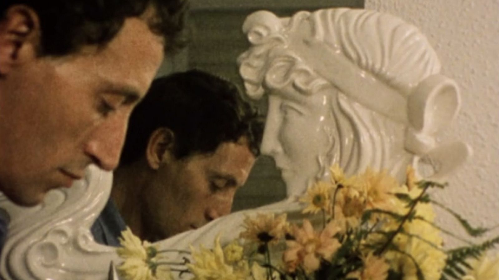 Vivir cada día  - Masculino-femenino - Vivir cada día | Ver