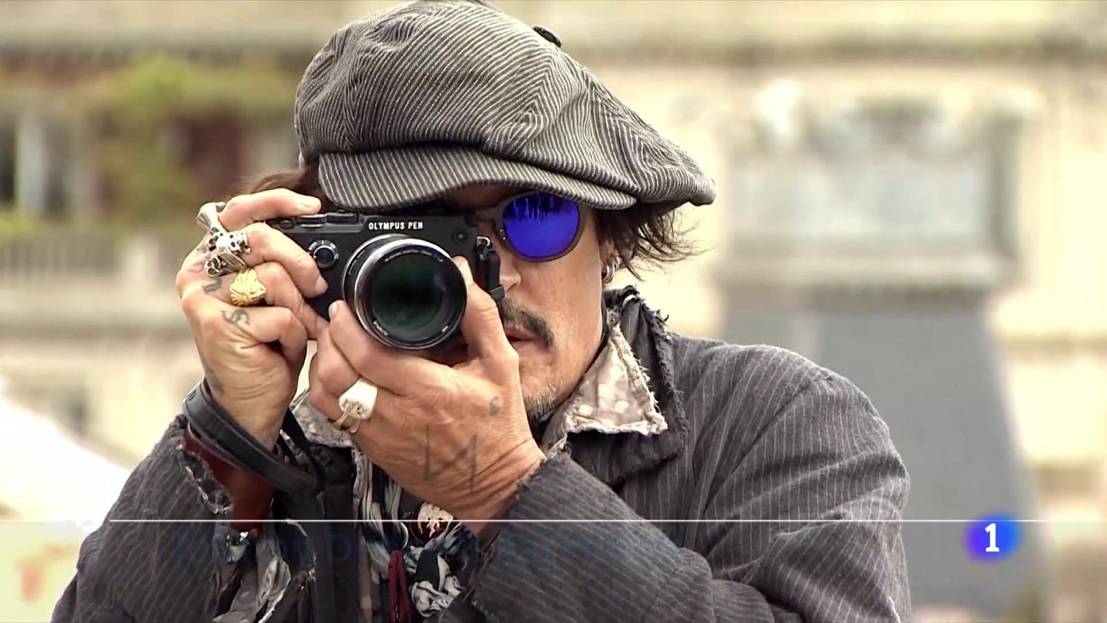 Johnny Depp presenta en Barcelona su última película, 'El fotógrafo de Minamata'- RTVE.es