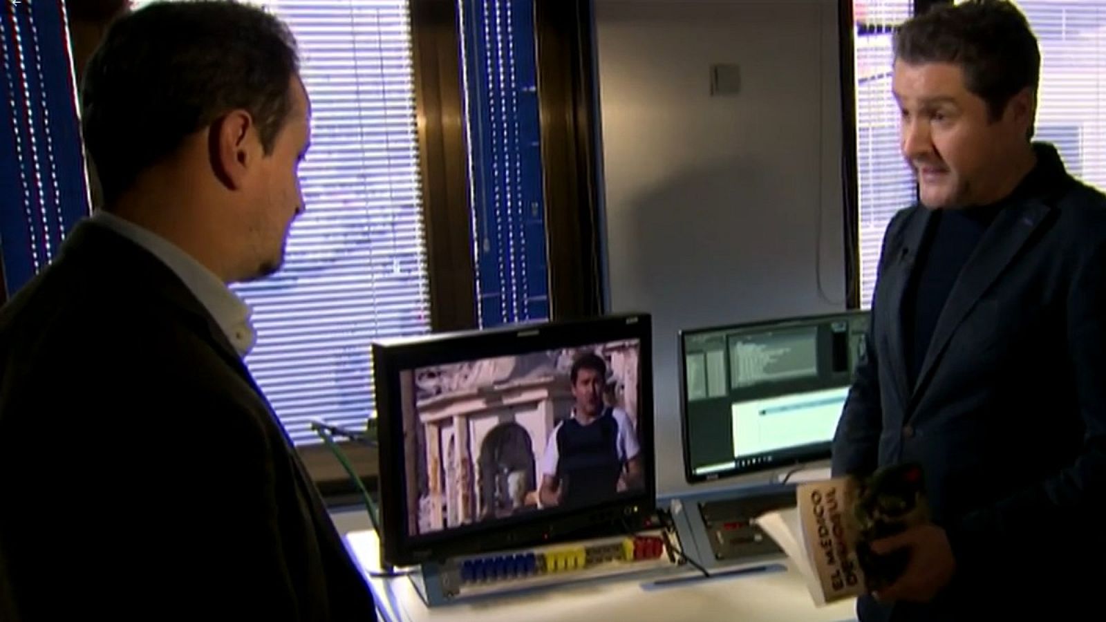 'El médico de Mosul', la segunda novela del periodista Óscar Mijallo- RTVE.es - El mundo en 24 horas | Ver