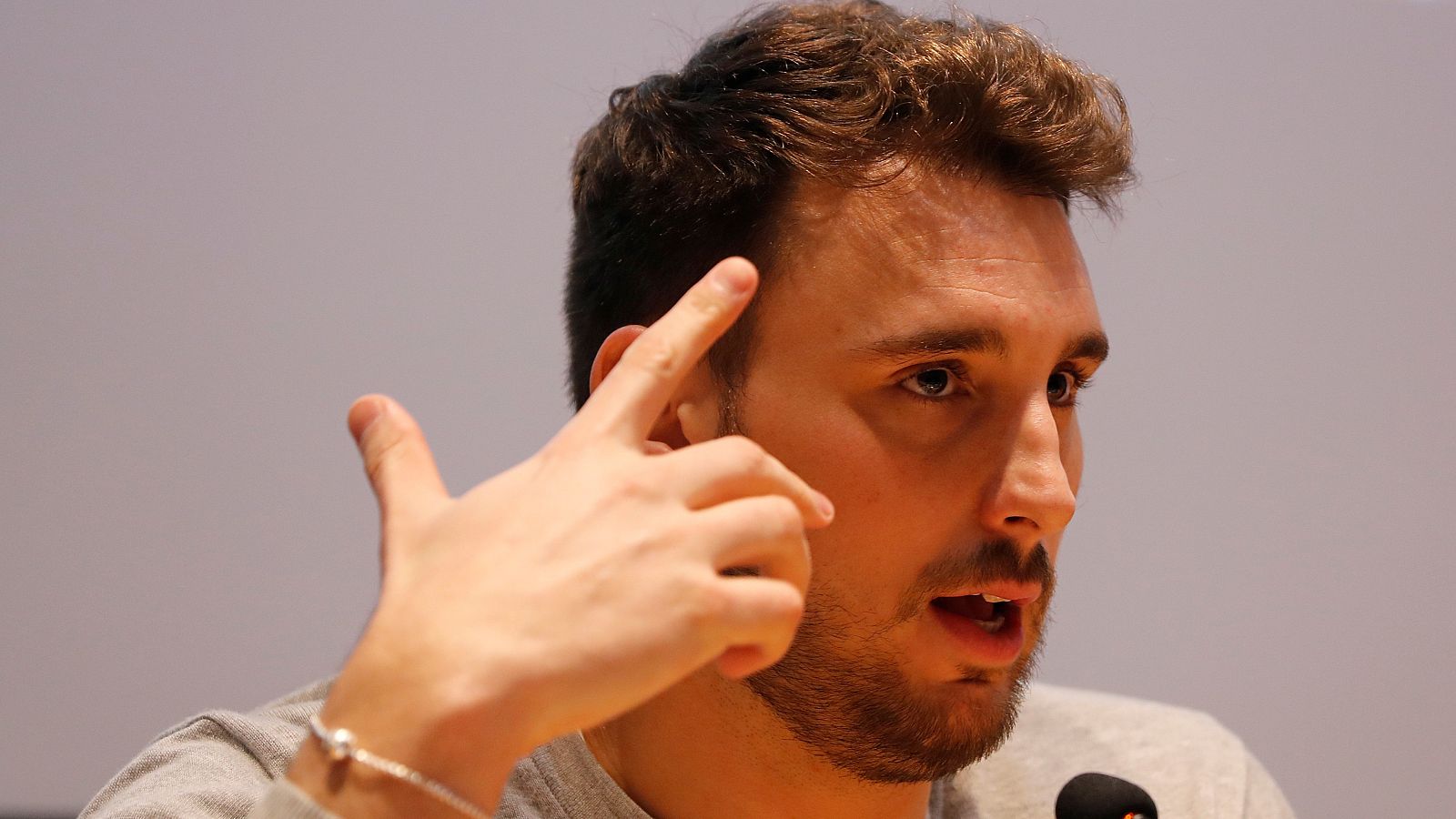 Víctor Gutiérrez denuncia insultos homófobos en un partido de la liga de waterpolo