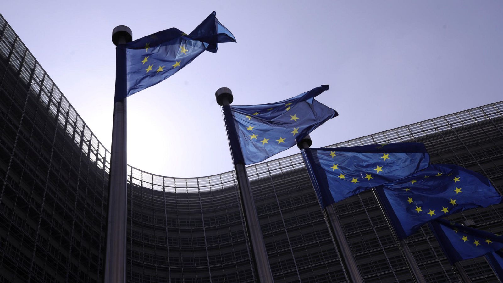 La UEFA, la UE y los Gobiernos de los grandes países, contra la Superliga