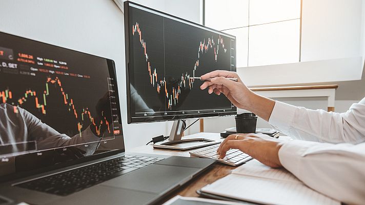 Telediario 1 - 'Trading': la actividad bursátil que gana adeptos en pandemia