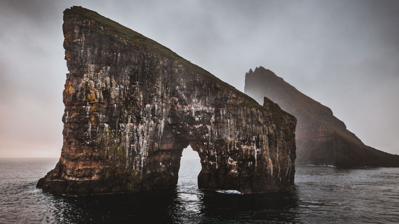 Posibilidad de chubascos localmente fuertes en los entornos montañosos del norte - Ver ahora