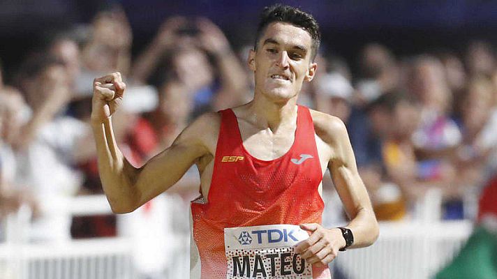 Telediario 1 - Dani Mateo bate el récord de la hora del atletismo español