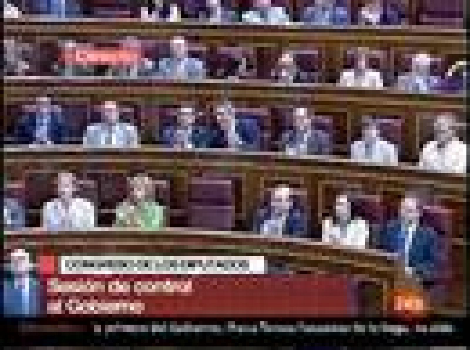 Zapatero y Rajoy, sobre impuestos | RTVE Play