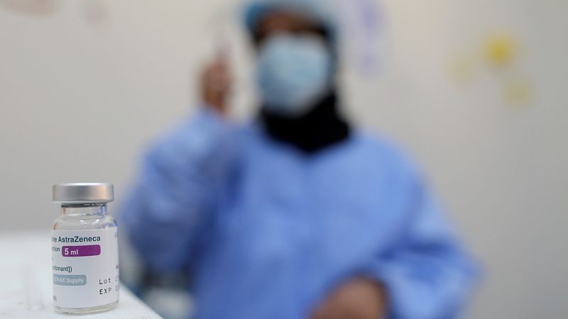 Sanidad rechaza la vacunación voluntaria con AstraZeneca para menores de 60 - Telediario 1 | Ver