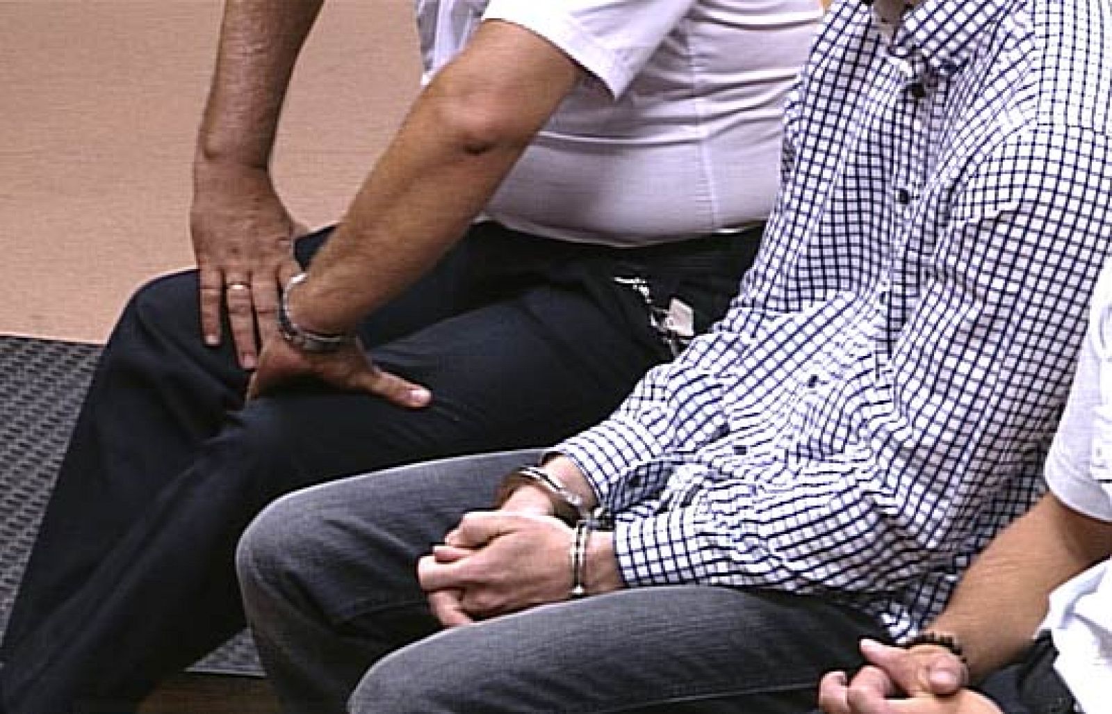 Han declarado diez testigos, de los cuales nueve son protegidos. Siete de ellos eran amigos del joven apuñalado hace dos años en el metro de Madrid.