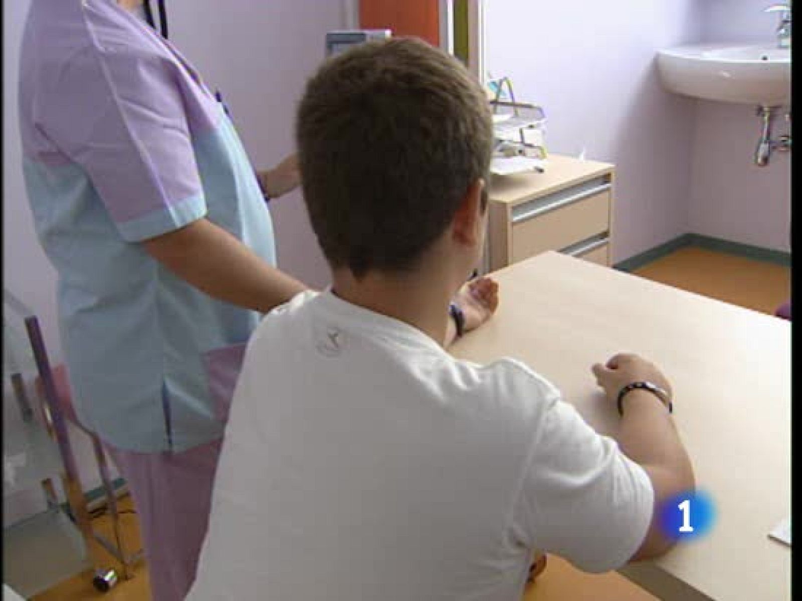 Los expertos en nutrición dicen que los menús escolares cada vez son más equilibrados. Pero luego en casa no siempre se come como se debe.