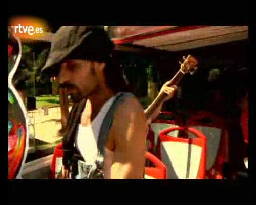 Fuera de lugar - Acústicos - Fuera de lugar: ElBicho 'Contigo'