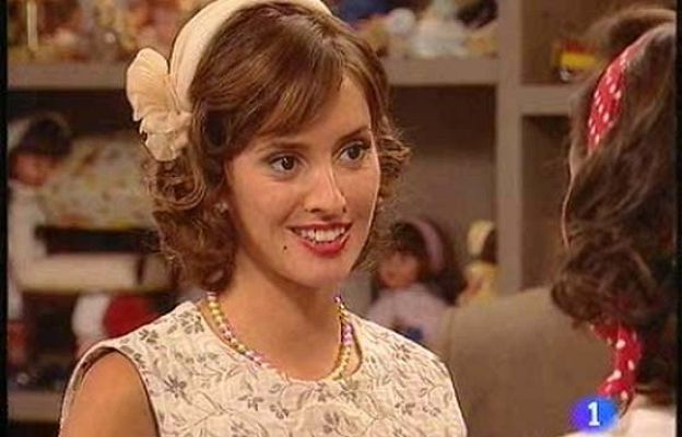 Amar en tiempos revueltos - Ana, ¿perseguida por Cayetana?