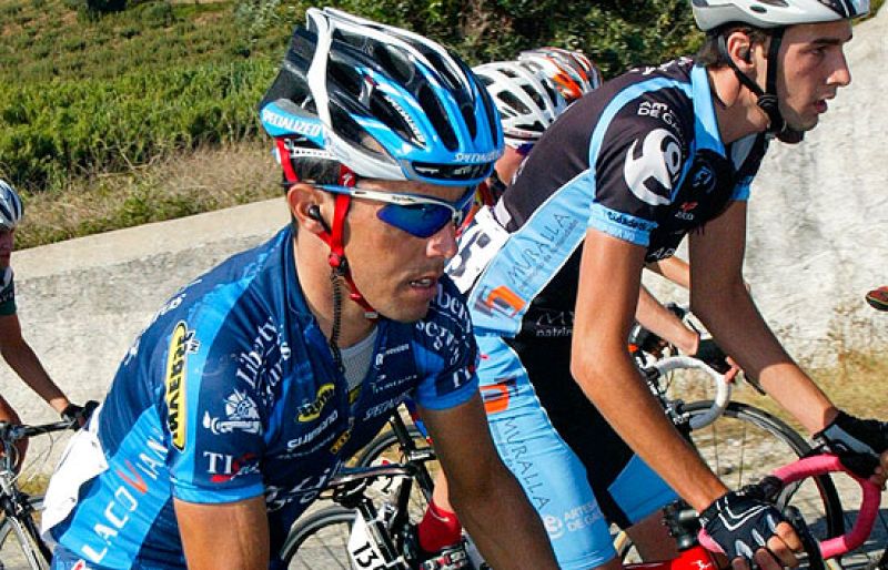 El dopaje golpea nuevamente el ciclismo. Nuno Ribeiro y dos españoles, Héctor Guerra e Isidro Nozal, dieron positivo por CERA en la última Vuelta a Portugal. Liberty Seguros retirará el patrocinio al equipo.