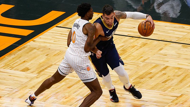 Willy Hernángomez logra su mejor actuación con los Pelicans con 18 puntos