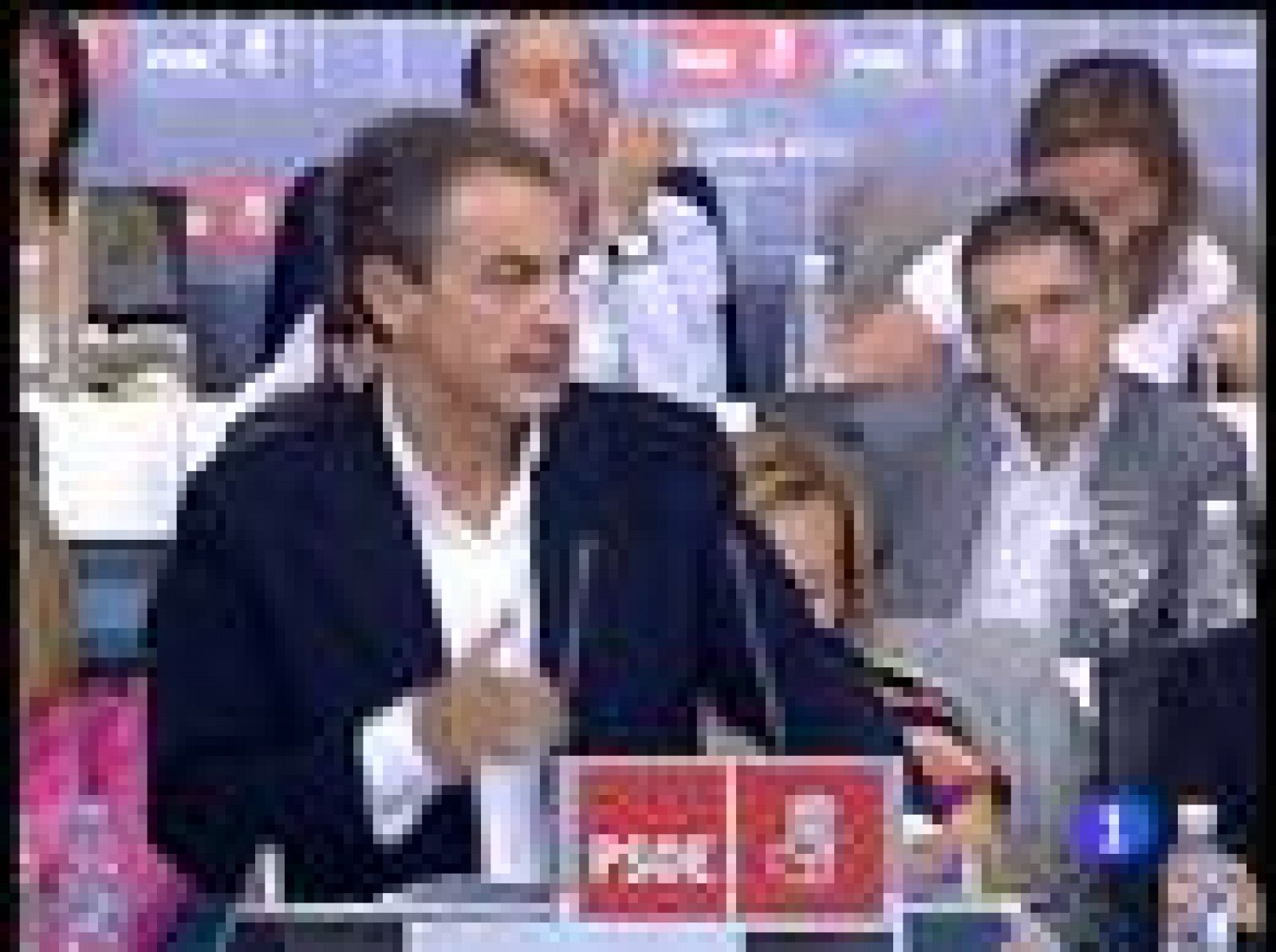 El Comité Federal del PSOE da su apoyo total a Zapatero.
