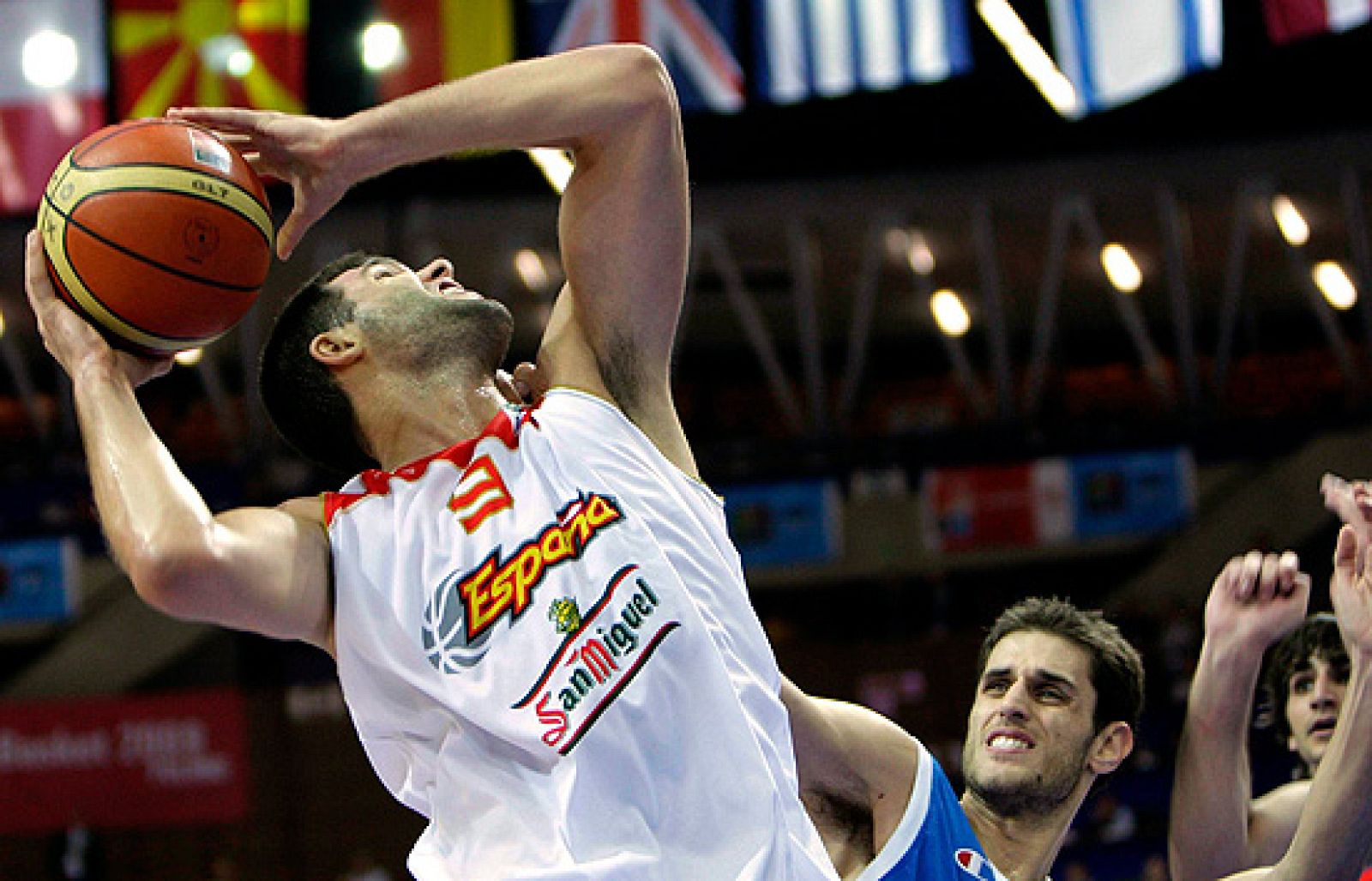 Sumario con las principales noticias del Telediario Fin de Semana.