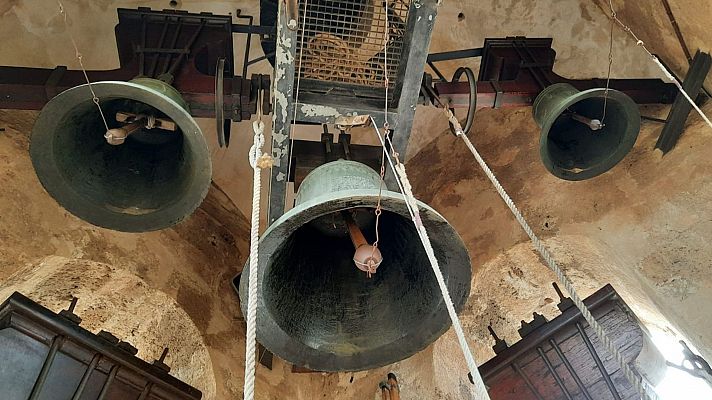 Campana sobre campana en Albaida, Valencia