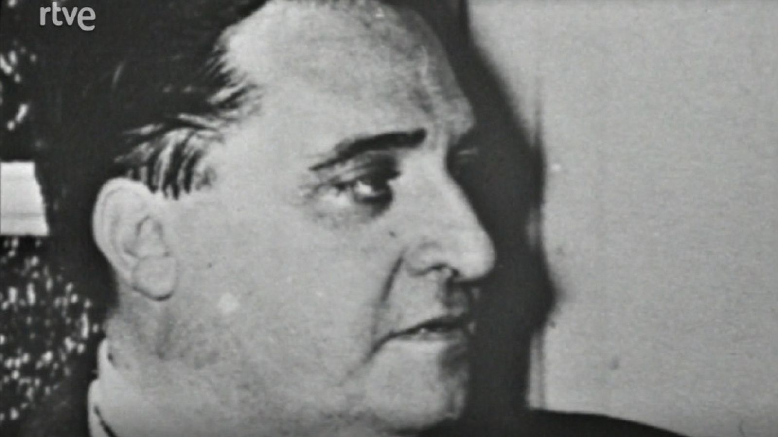 Biografía - Agustín de Foxá