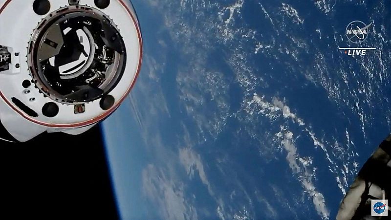 La tercera misión de SpaceX realiza la operación para acoplarse a la Estación Espacial Internacional