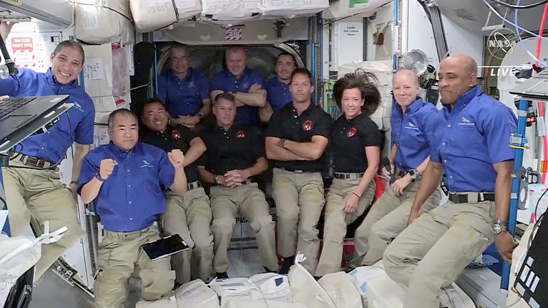 Culmina con éxito el viaje de la misión Crew-2 a la Estación Espacial Internacional