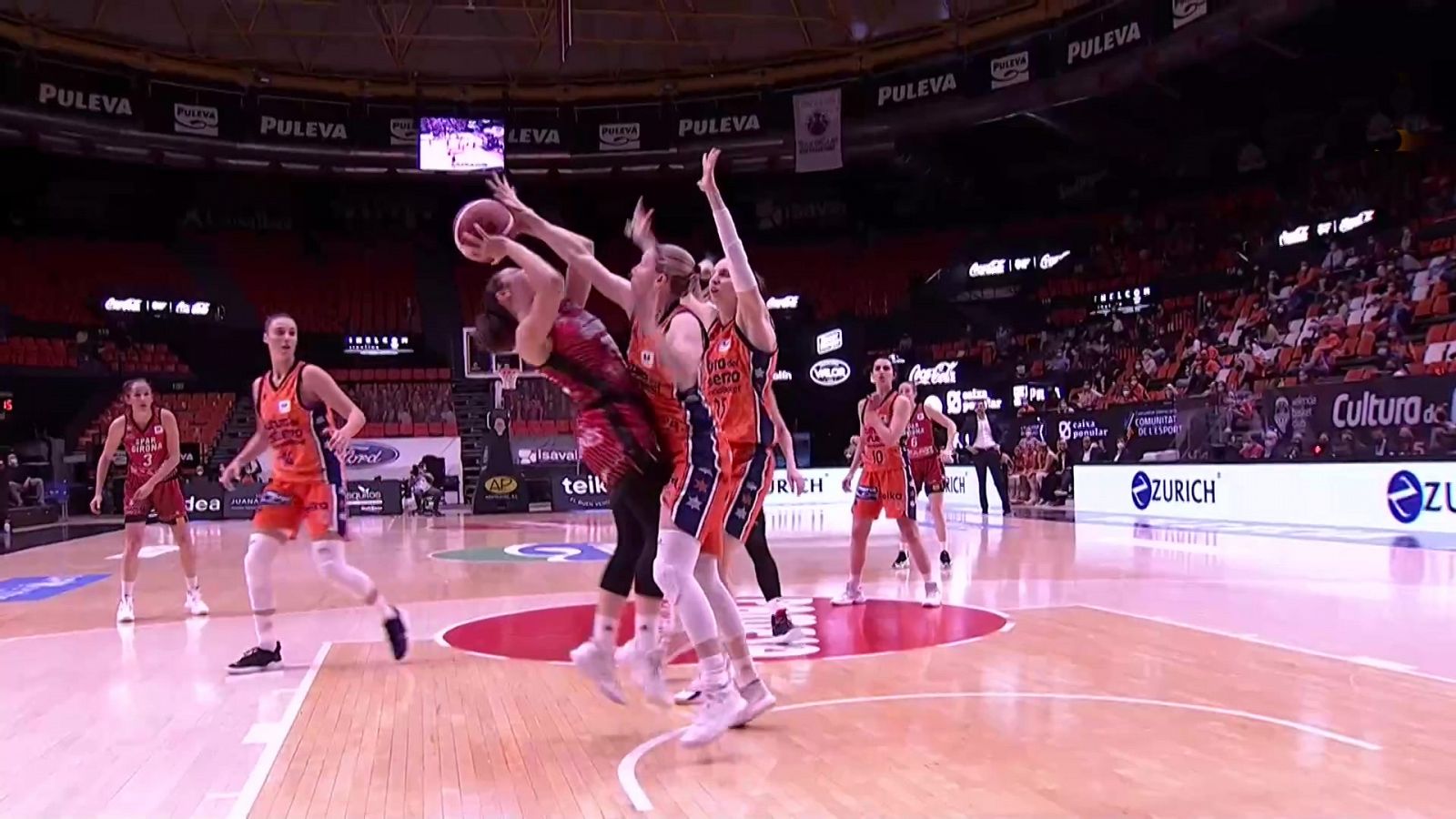 Baloncesto - Liga femenina Endesa. Play off Semifinal vuelta: Valencia Basket - Spar Girona