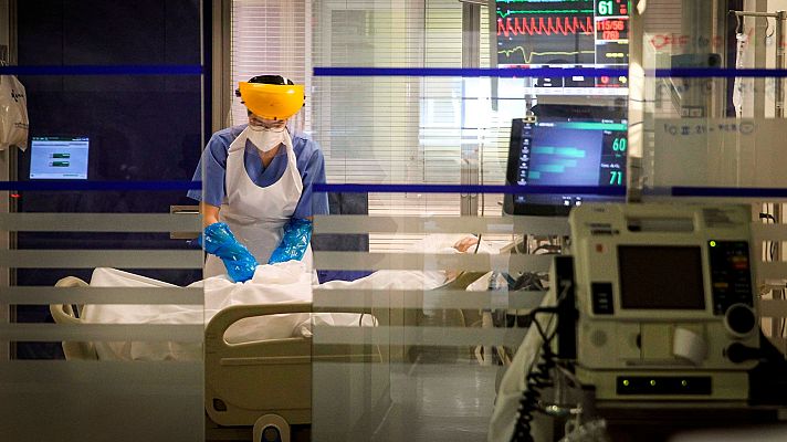 Telediario 1 - Baja la edad media de los pacientes de coronavirus en UCI