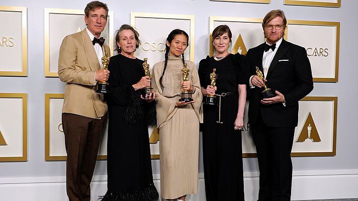 'Nomadland' triunfa en los Oscar de la diversidad