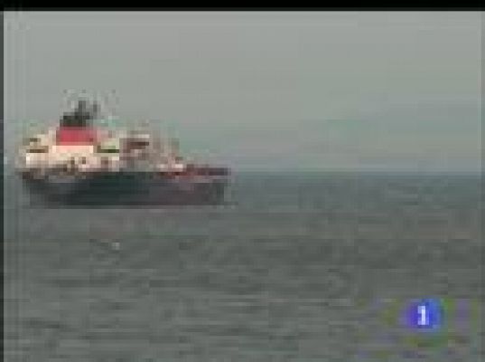  - La Armada se ha sumado a la búsqueda de los más de 30 inmigrantes que desaparecieron cerca de Perejil.