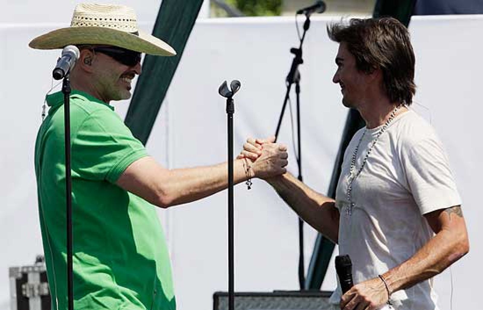 Se celebrará en la Habana, en Cuba el concierto por la Paz promovido por el cantante colombiano Juanes y otros 14 artistas, entre los que están Miguel Bosé, Luis Eduardo Aute o Víctor Manuel. 