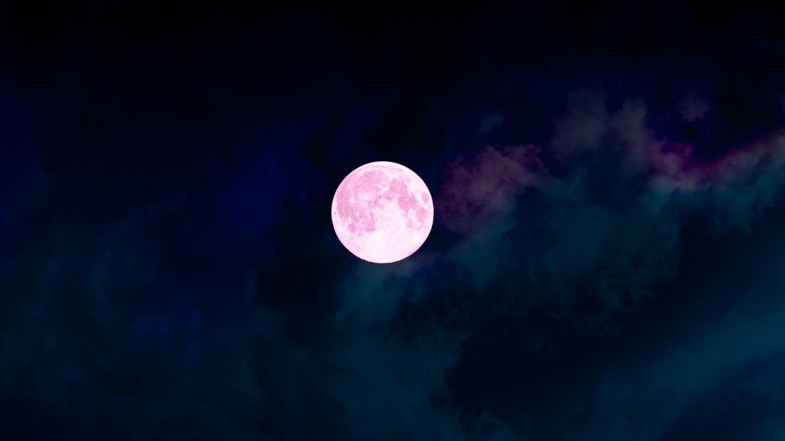 La "superluna rosa" o la "luna de huevo", un 12% más cerca y un 30% más brillante - La hora de La 1 | Ver