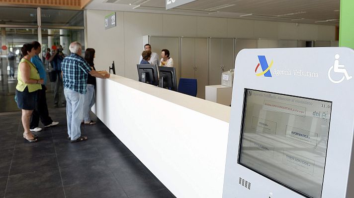 Telediario 1 - La Hacienda vasca manda por error reclamaciones de IRPF a españoles ya fallecillos