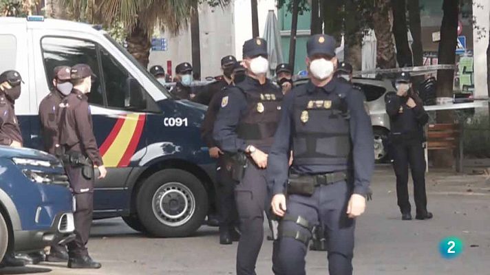 El Vespre - Salut té 10 dies per equiparar la vacunació entre policies