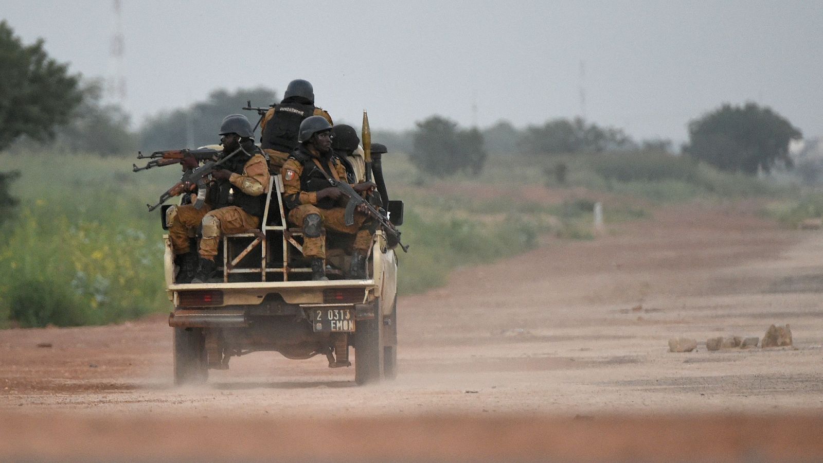 Reporteros Sin Fronteras lamenta que haya "triunfado el mal" en Burkina Faso y reconoce la trayectoria de los dos periodistas asesinados