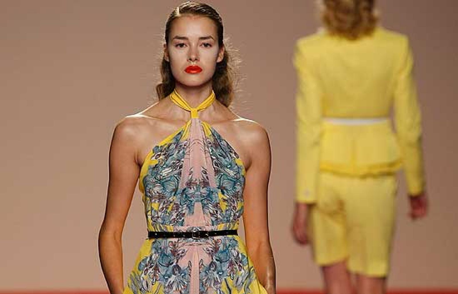 Miriam Ocariz juega con lo femenino y masculino | Ver