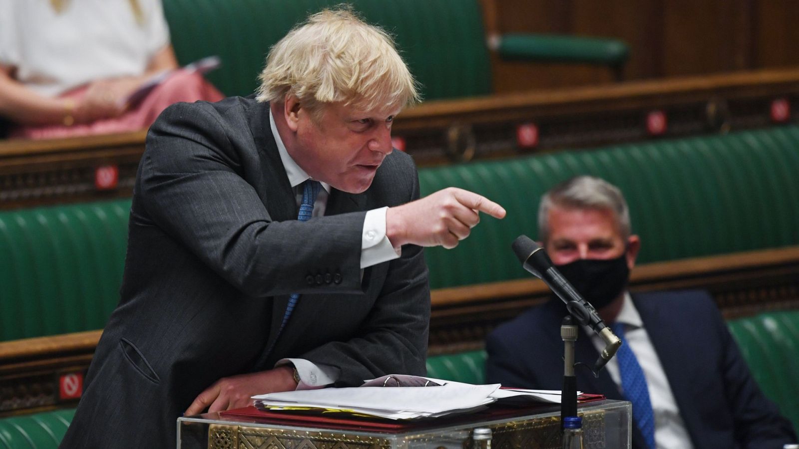 Reino Unido | Johnson defiende que pagó la reforma en Downing Street con su dinero