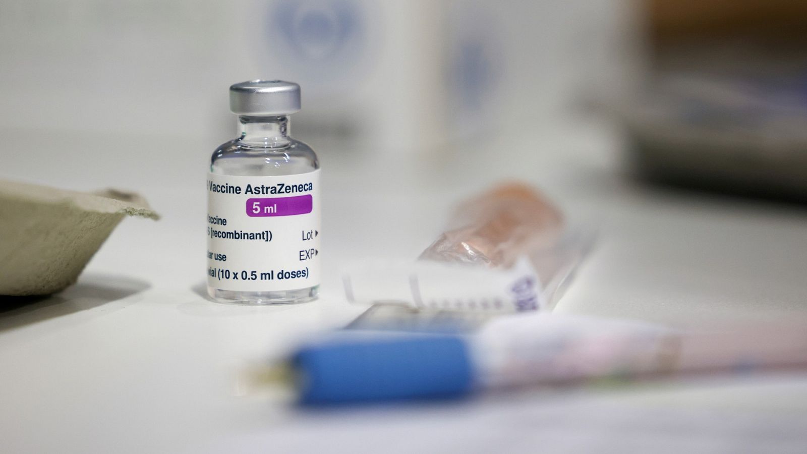 Darias traspasa la decisión sobre la segunda dosis de AstraZeneca a la Comisión de Salud Pública del viernes