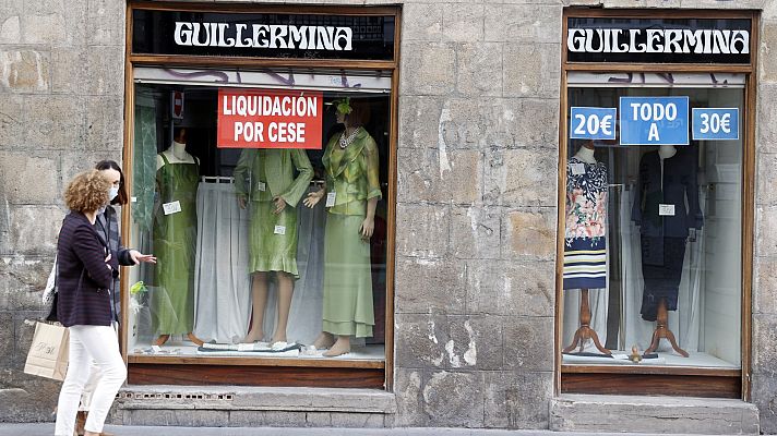 Telediario 1 - La pandemia dinamita el empleo en España y se ceba con las familias, según la EPA