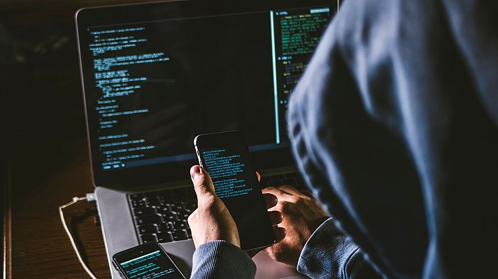 Telediario 1 - Las redes sociales deberán eliminar la propaganda terrorista en el plazo de una hora en Europa